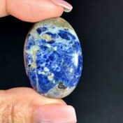 تصویر نگین درشت سنگ سودالیت معدنی کد 60023 