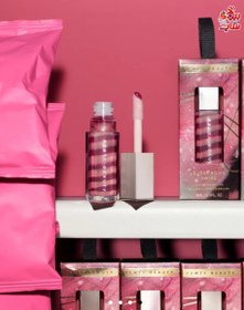 تصویر لیپ گلاس فنتی بیوتی Fenty beauty gloss bomb swirl