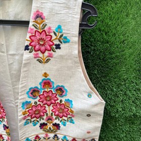 تصویر جلیقه تیکه دوم سفیده 