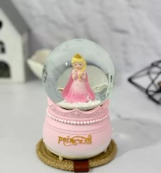 تصویر گوی برفی پرنسس موزیکال 