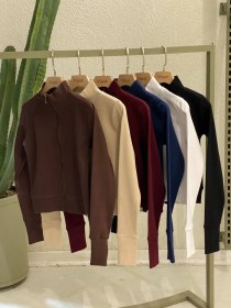 تصویر کراپ جلو زیپی - سفید 