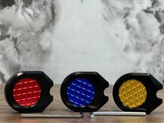 تصویر کفش جک وسط یاماها مدل NMAX مشکی قرمز 