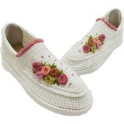 تصویر گیوه گلدوزی شده give