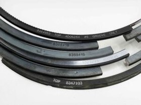 تصویر پیستون موتور EMD645 