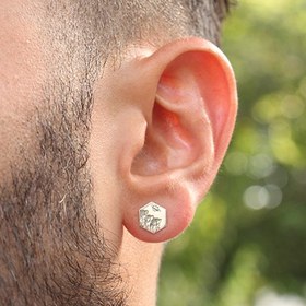 تصویر پیرسینگ نقره فضایی 