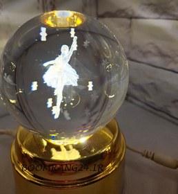 تصویر گوی گردان پایه طلایی 