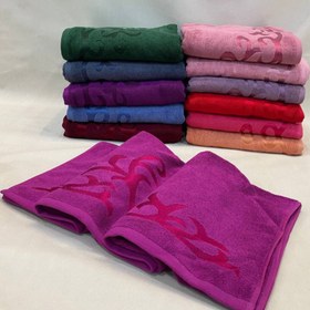 تصویر حوله حمامی آذرریس مدل رویال 