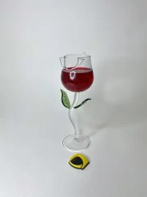 تصویر جام پیرکس گل رز 