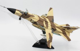 تصویر ماکت هواپیما سوخو ۲۴ نیروی هوایی ایران | Caliber Wings 1:72 Sukhoi SU-24MK IRIAF 