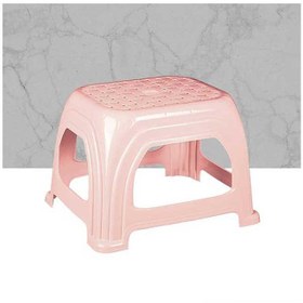 تصویر چهارپایه حصیری کوتاه 