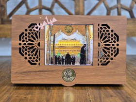 تصویر پک متبرک حرم حضرت اباالفضل العباس (ع) (پک کربلاء) | قاب فرش متبرک ، نگین انگشتری ، عطر و شیشه تربت | بهمراه باکس جذاب چوبی | تک و عمده 