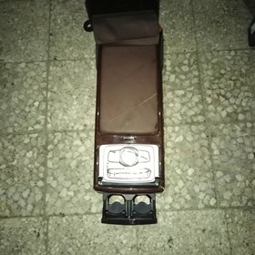 تصویر کنسول هیوندای جنسیس 4 درب لطفا تماس بگیرید 09121890859 ساعات تماس 9 صبح الی 6 عصر