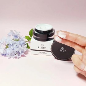 تصویر کرم دور چشم تایتان کازمتیک ( Titan Eye Cream ) 