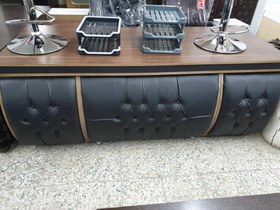 تصویر میز مدیریت سناتور 