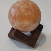 تصویر سنگ نمک قطر 8 مدل گوی با پایه c1 salt ball r 8 standc1