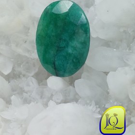 تصویر نگین زمرد هندی 