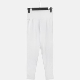 تصویر لگ ورزشی یوگا 