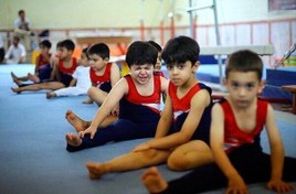 تصویر کلاس ژیمناستیک پسران تا ۹ سال مجموعه ورزشی طرشت 