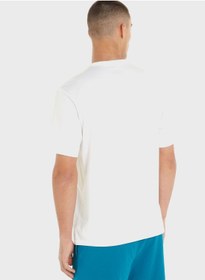 تصویر تی‌شرت یقه گرد لوگو برند Calvin Klein Logo Crew Neck T-Shirt