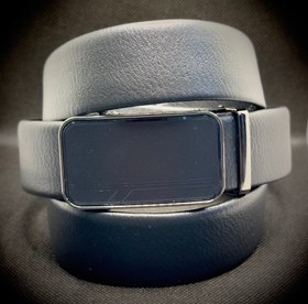 تصویر یک جین کمربند ریلی 