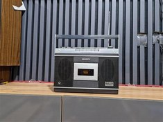 تصویر رادیو ضبط سونی اصل ژاپن حرفه ای 