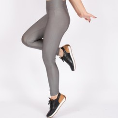 تصویر لگ دیسکوتایت نقره ای تیره شاین آگی – Agi Disco Leggings Gümüş 