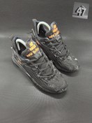 تصویر کتونی اسپرت نیوبالانس 700 