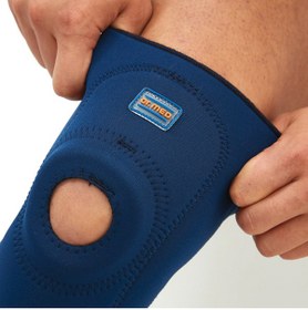 تصویر زانوبند کشکک باز نئوپرن دکتر مد کد K007 ا Dr.Med Knee Sleeve With Open Patella Pad Code K007 Dr.Med Knee Sleeve With Open Patella Pad Code K007