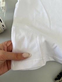 تصویر تیشرت سفید ساده 