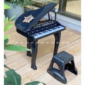 تصویر پیانو اسباب بازی مشکی با میکروفون مدل winfun 002045 