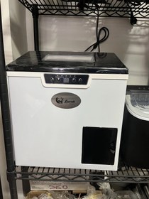 تصویر یخساز ۲۰کیلویی آیس کراشردار لواک 20 kg ice maker with ice crusher Luwak