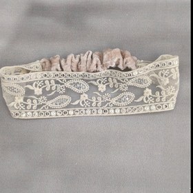 تصویر هد بند انا 