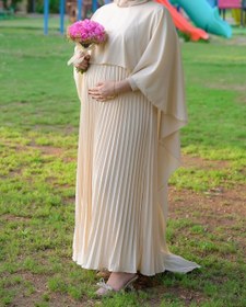 تصویر پلیسه شنل دار 