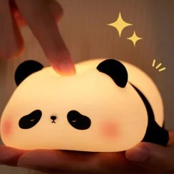 تصویر چراغ خواب سیلیکونی طرح پاندا خوابیده 