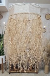 تصویر لوستر مکرومه ریشه رافیا طبیعی 