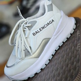 تصویر کفش کتونی بالنسیا(Balenciaga )زنانه 