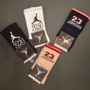 تصویر جوراب ساق بلند ورزشی مردانه 