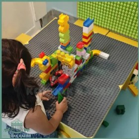 تصویر میز لگو 