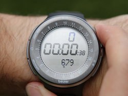 تصویر نمایشگر ضربان قلب بیورر مدل PM90 Beurer PM90 Wristband Heart Rate Monitor