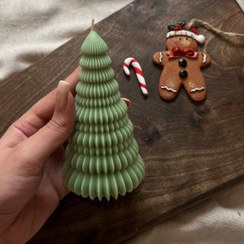 تصویر درخت کاج شیاردار پله ای کریسمس 