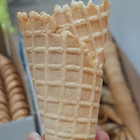 تصویر نان بستنی قیفی (بیسکویتی، قیف شیرین) حصیری ایتالیایی قیف تک 