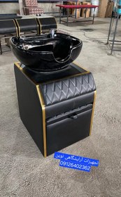 تصویر سرشور آرایشگاهی ایستاده کشویی در رنگ بندی متنوع 