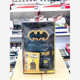 تصویر لباس بتمن در 3 سایز 