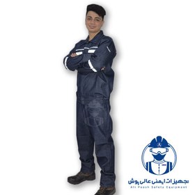 تصویر لباس کار لی 