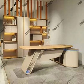 تصویر میز مدیریت پاچیرا 