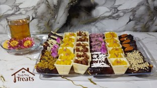 تصویر سینی میکس خرما و تارت ترحلوا 