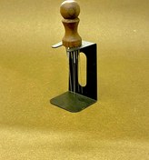 تصویر نیدل استنددار چوبی 