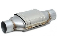 تصویر کاتالیزور تویوتا لندکروز برای مدل 2005 تا 2007 