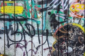 تصویر عکس با کیفیت نقاشی گرافیتی روی دیوار زیبا 