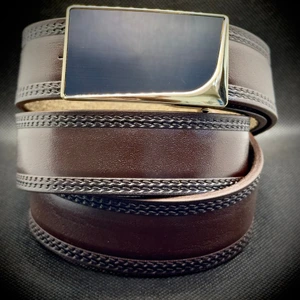 تصویر فروشگاه چرم فرشید